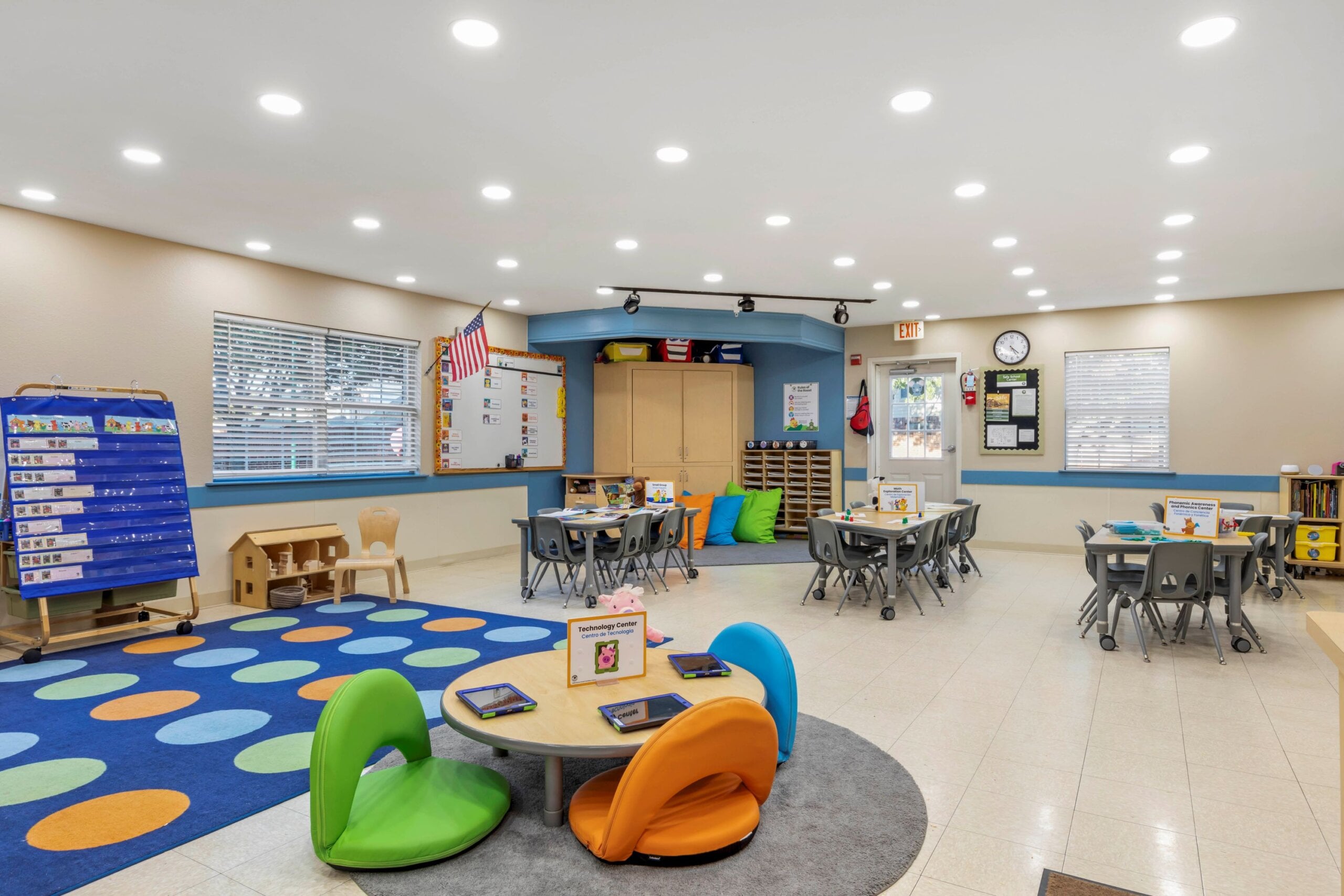 children preschool class at Primrose School of Breckinridge Park