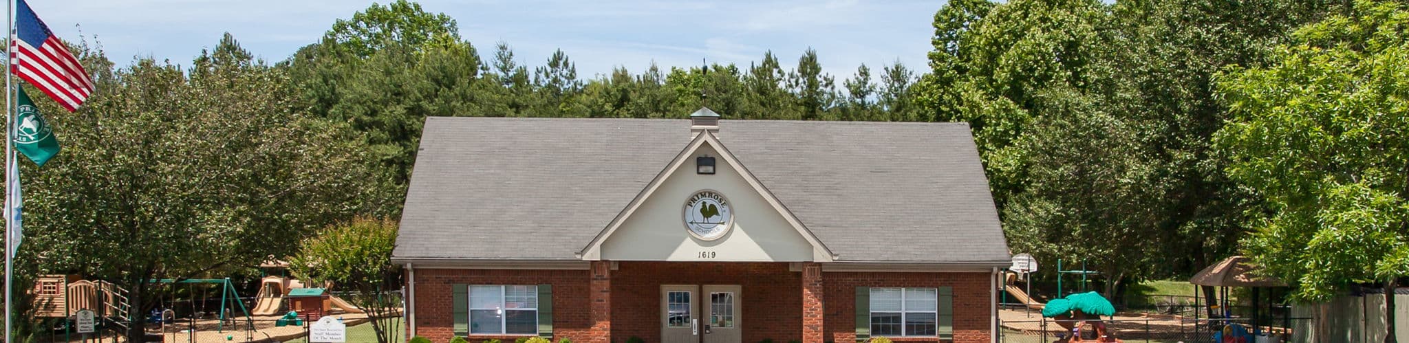 Exterior of a Primrose School of East Brainerd