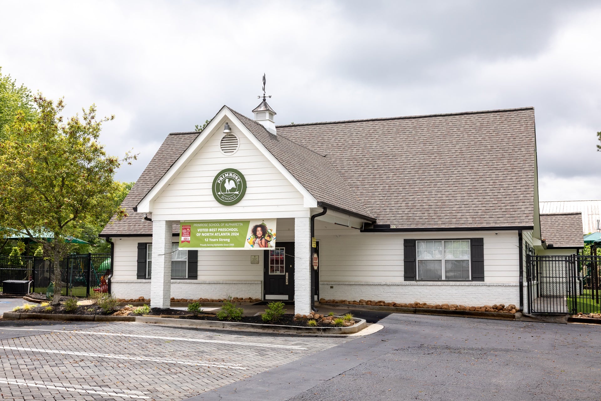 exterior of primrose alpharetta preschool