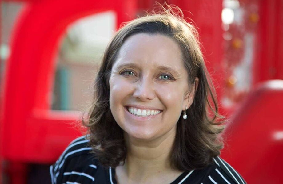 headshot of owner Lauren Briles