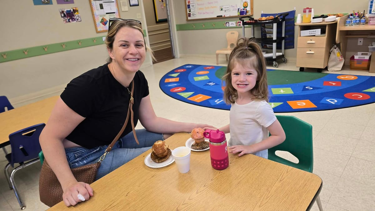 🧁💕 Muffins With Mom 💕🧁