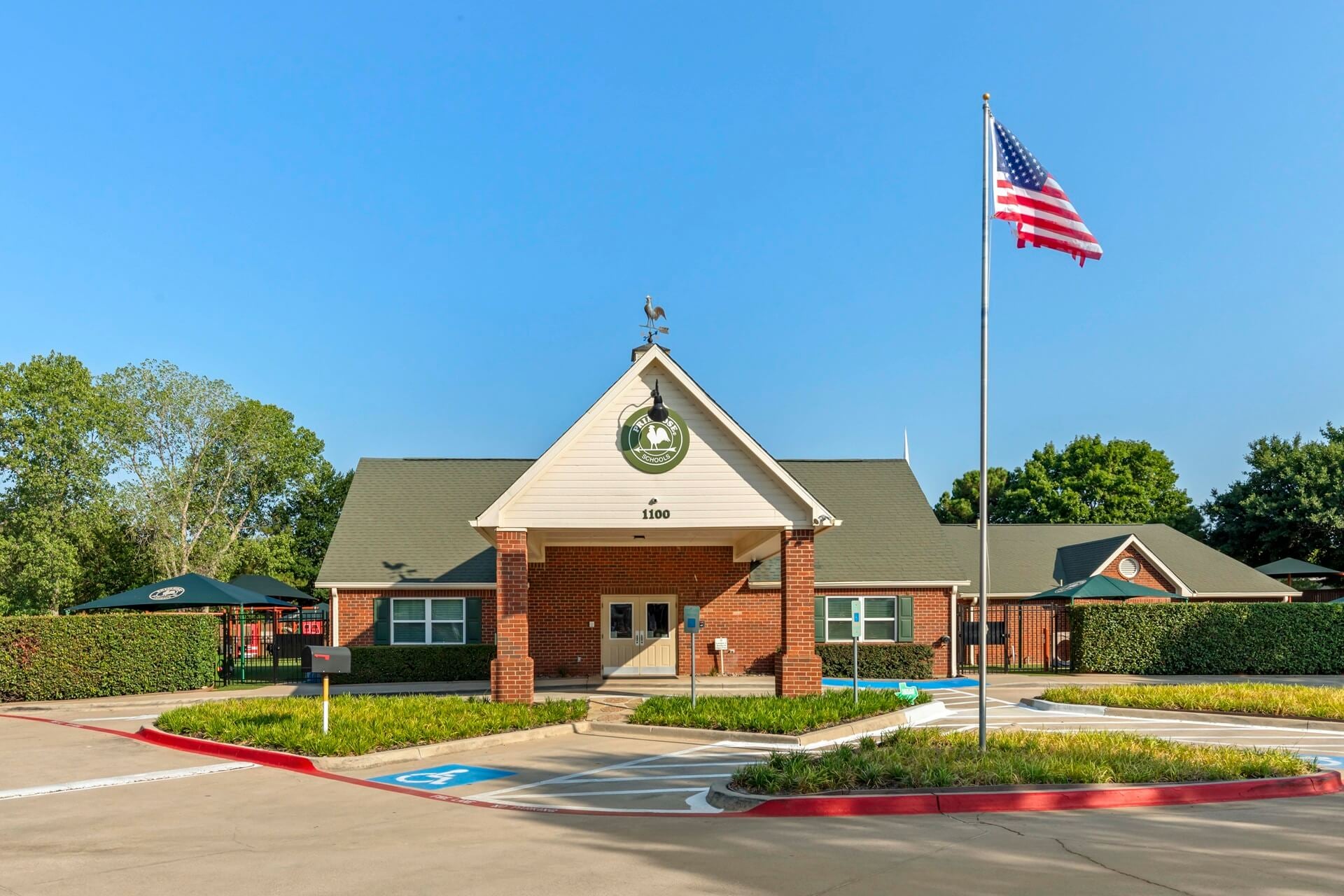 entrance primrose hidden lakes