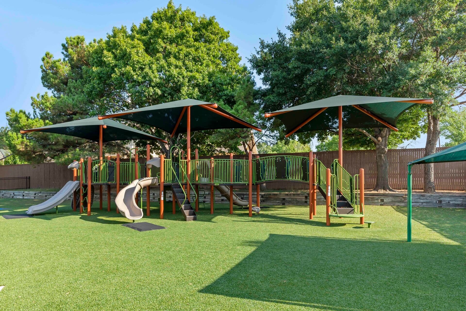 playground primrose hidden lakes