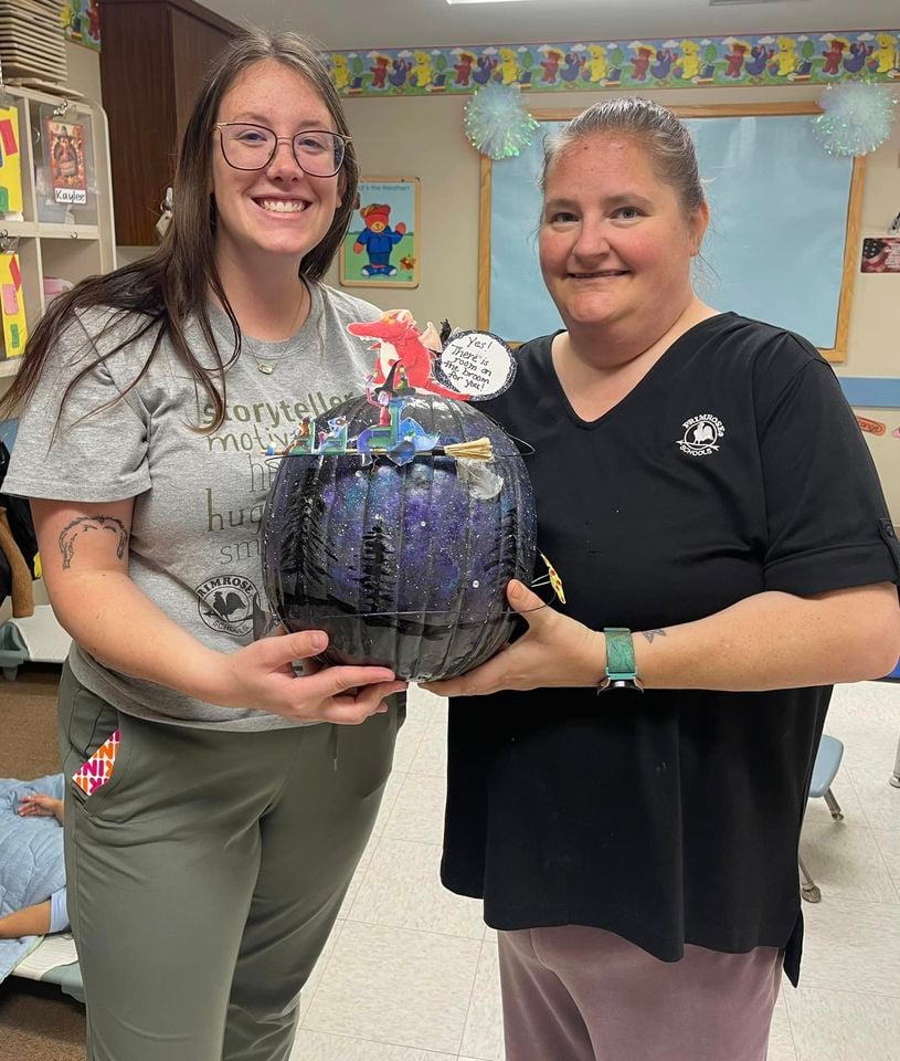 Pumpkin Decorating Contest