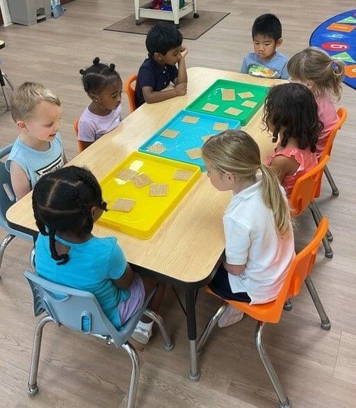 Water Experiments with Graham Crackers!